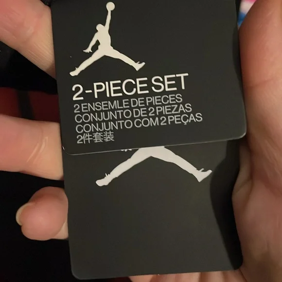 Jordan Set - Picture 2 of 7